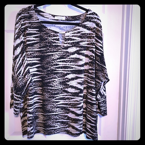 Calvin Klein Tops - Calvin Klein animal print zip sleeve blouse